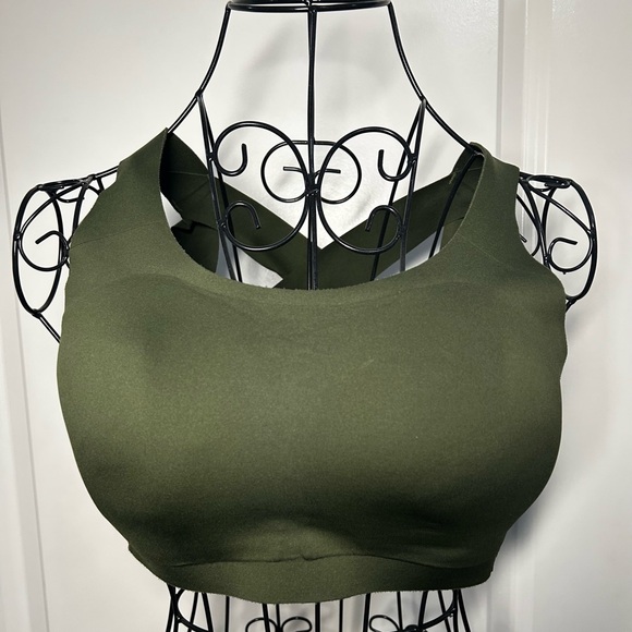 lululemon‎ athletica Enlite Bra - Pesto Green - Picture 3 of 4